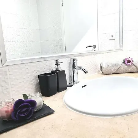 דירה Spot Com Piscinas Exteriores E Interior!
