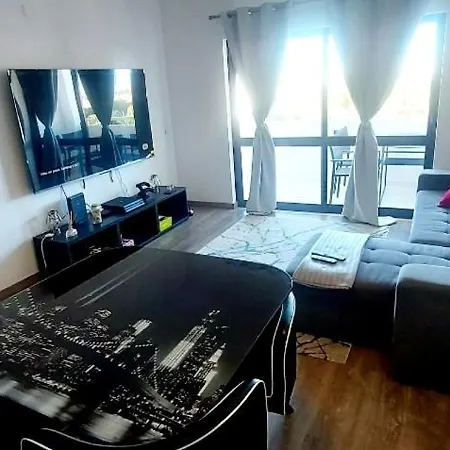 דירה Spot Com Piscinas Exteriores E Interior! *