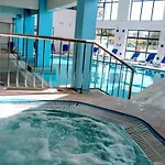 Spot Com Piscinas Exteriores E Interior! Albufeira