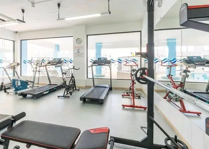 Spot Com Piscinas Exteriores E Interior!