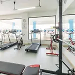 Spot Com Piscinas Exteriores E Interior!