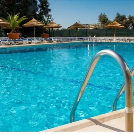 Spot Com Piscinas Exteriores E Interior! Διαμέρισμα