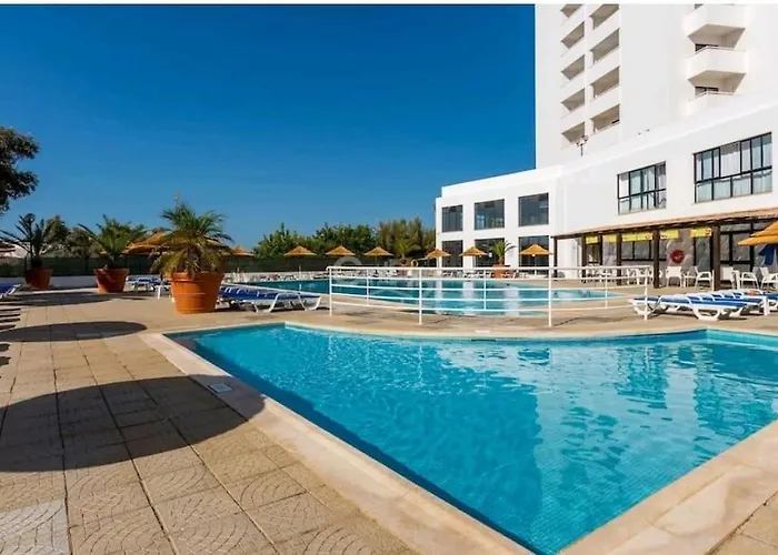 Apartment Spot Com Piscinas Exteriores E Interior! *