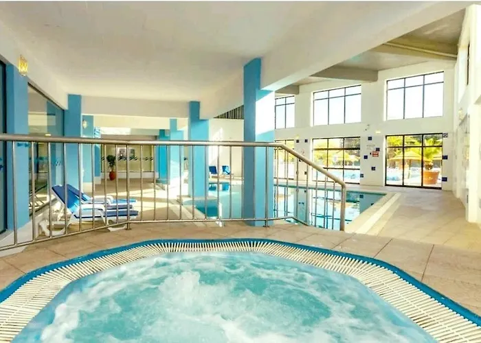 شقة Spot Com Piscinas Exteriores E Interior! البوفيرا