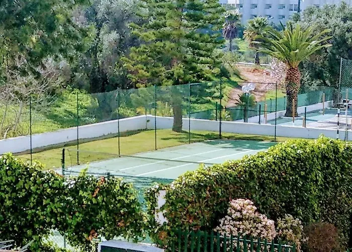 Spot Com Piscinas Exteriores E Interior! *